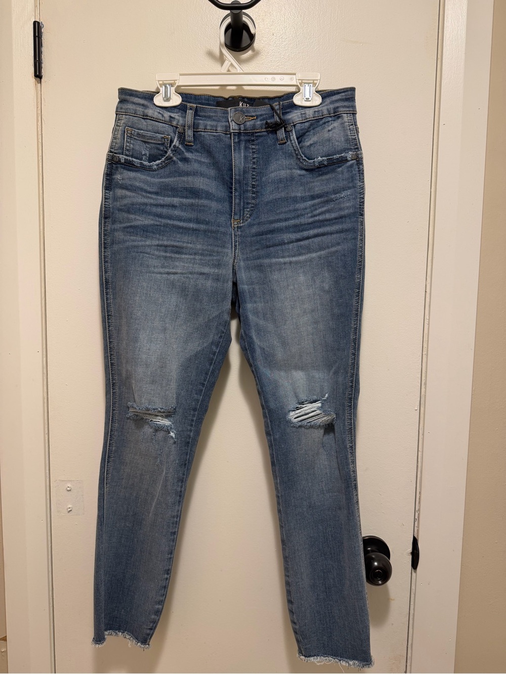 Kut from the Kloth Women's Skinny Jeans - Faded Blue with Knee Distress